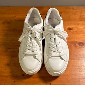 Steve Madden women’s sneakers size 9